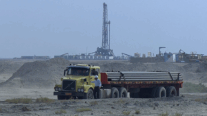 Oil Prices Stabilize Despite Strikes on Nuclear Facilities and Iran’s Threat to Close Vital Oil Passage  
