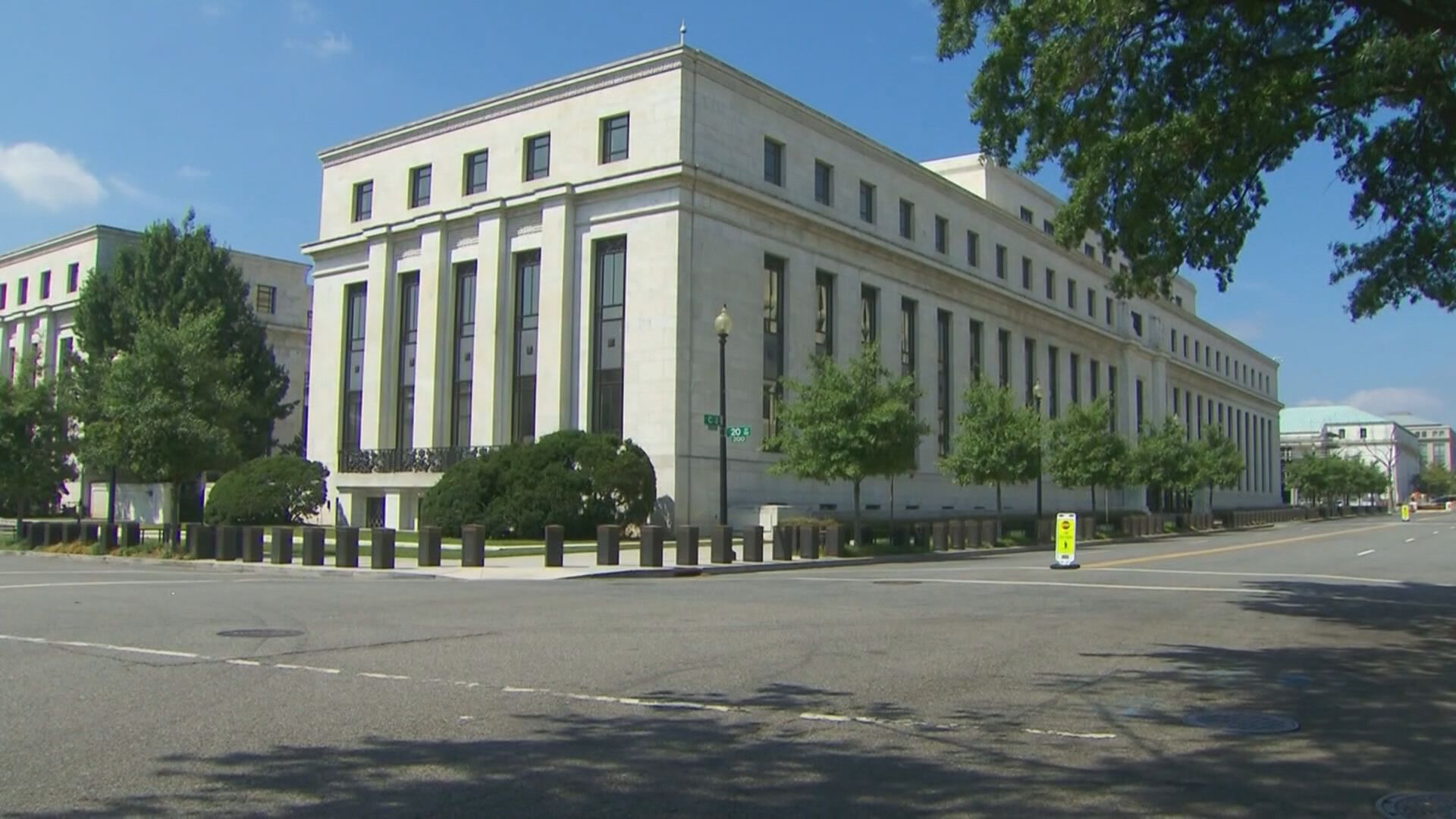 Trump’s Firing of Federal Reserve Governor Raises Concerns for Agency’s Independence