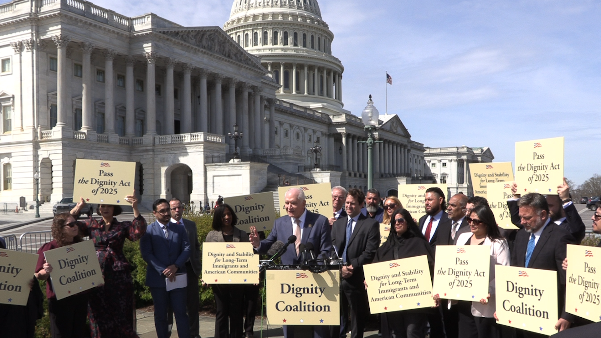 Bipartisan DIGNITY Act Gains Momentum as a Potential Immigration Compromise in Congress 