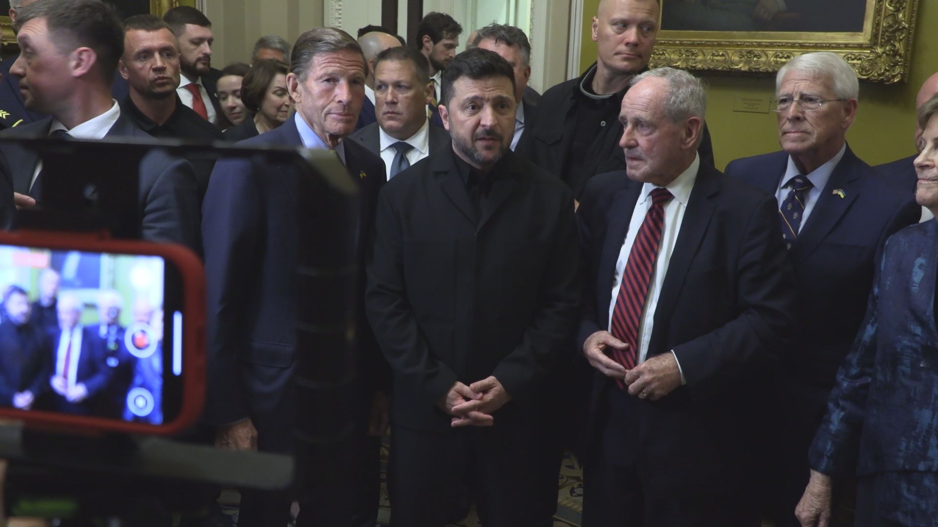 Senate Advances Russian Sanctions Bill, Zelenskyy met with Senators in Capitol